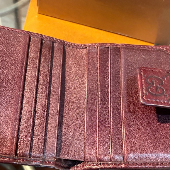 Gucci Guccissima Brown Compact Leather Wallet - Picture 6 of 9